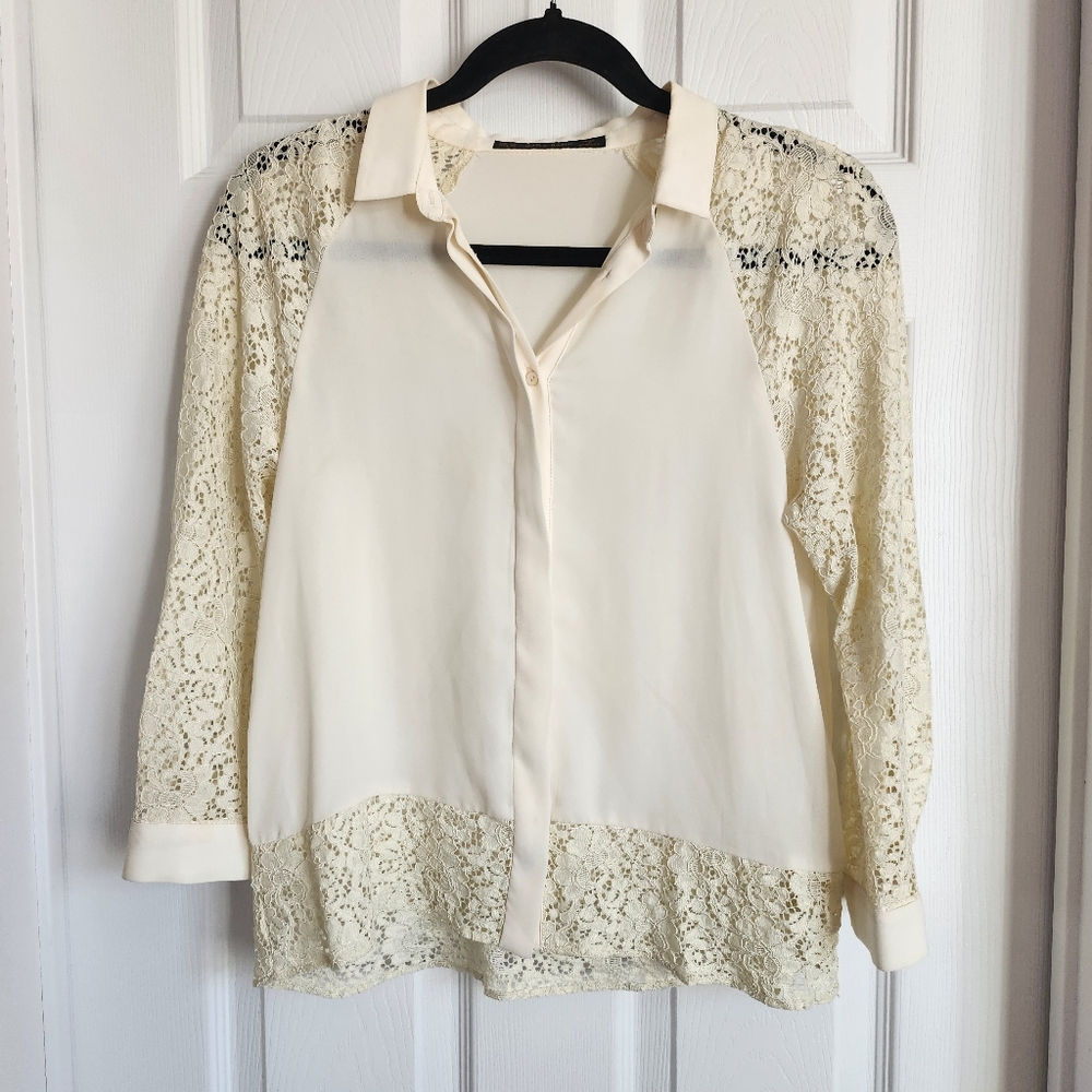 Zara cream lace blouse size xsmall